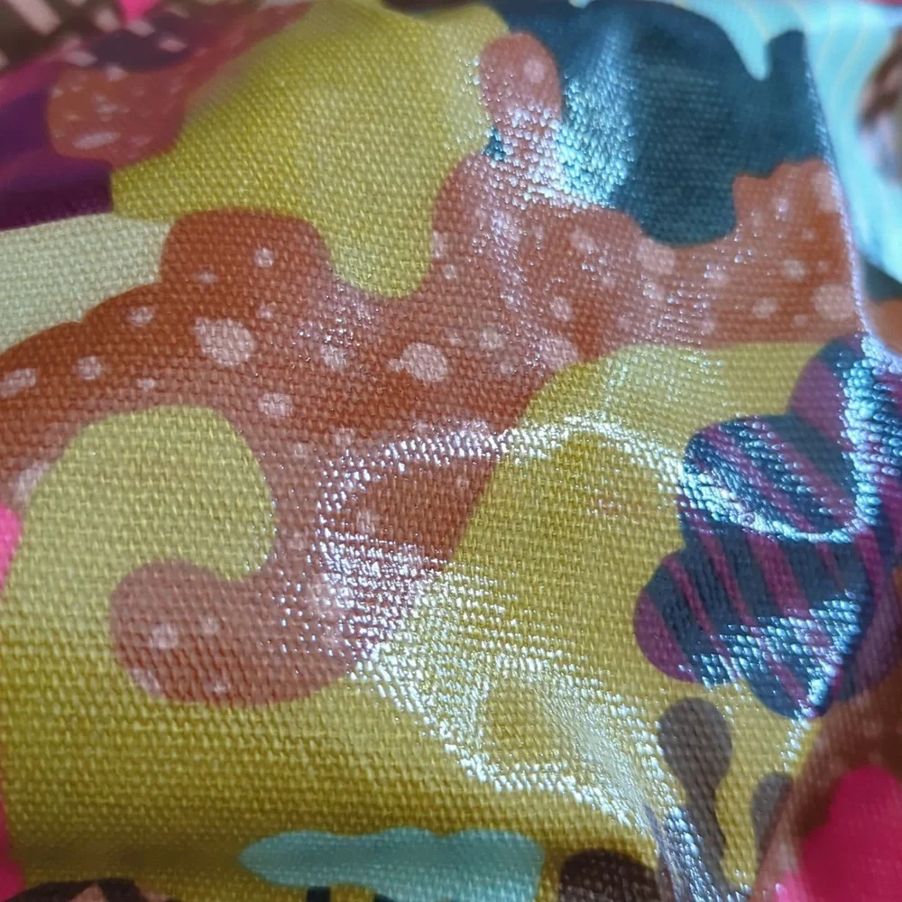 Fossil Key-Per Colorful Patterned Purse - Picture 2 of 10